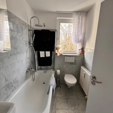 Stadtrand Von Berlin Maisonette Hohen Neudorf *